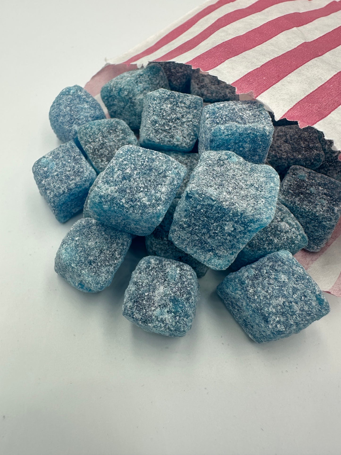 Blue Raspberry Cubes 100G Portion)