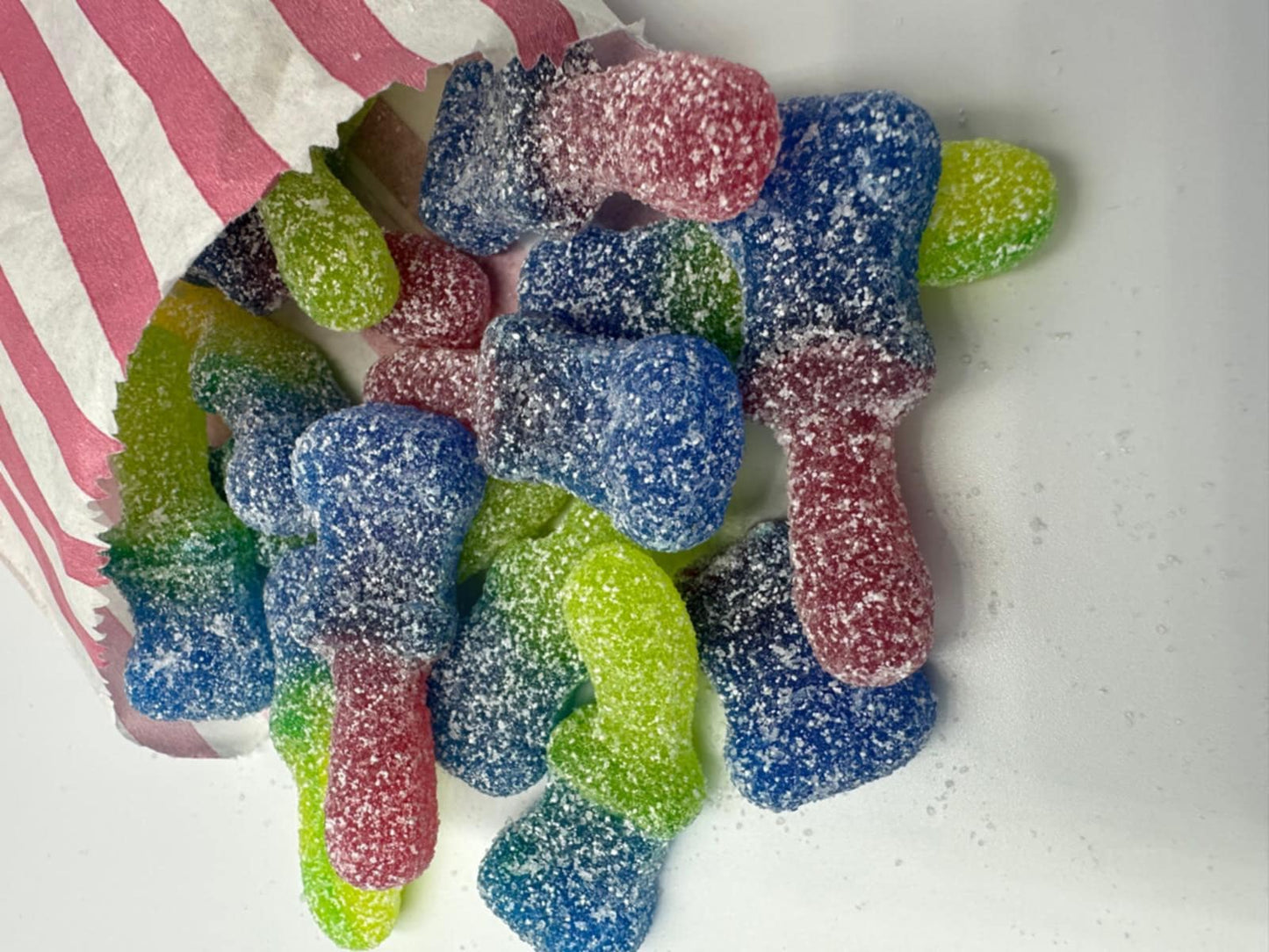 Vegan Fizzy Tongue Painter Brushes (100G Portion)