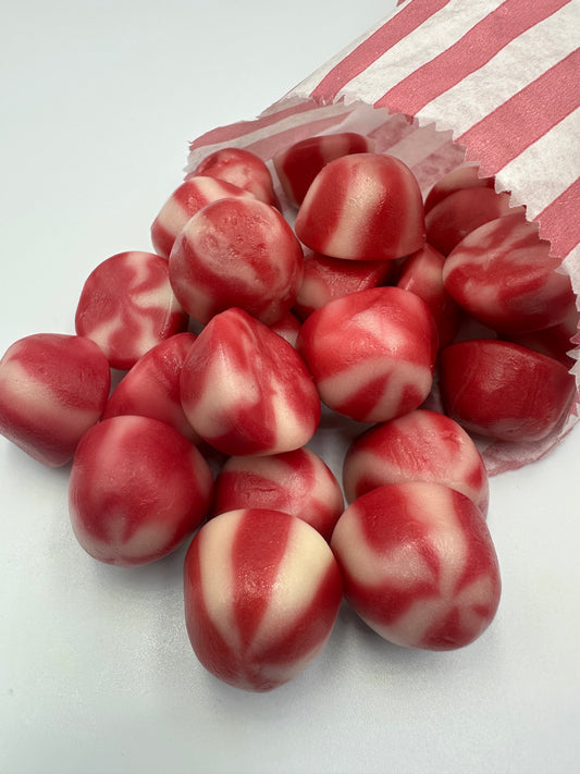 Strawberry Twist Kisses (100G Portion)