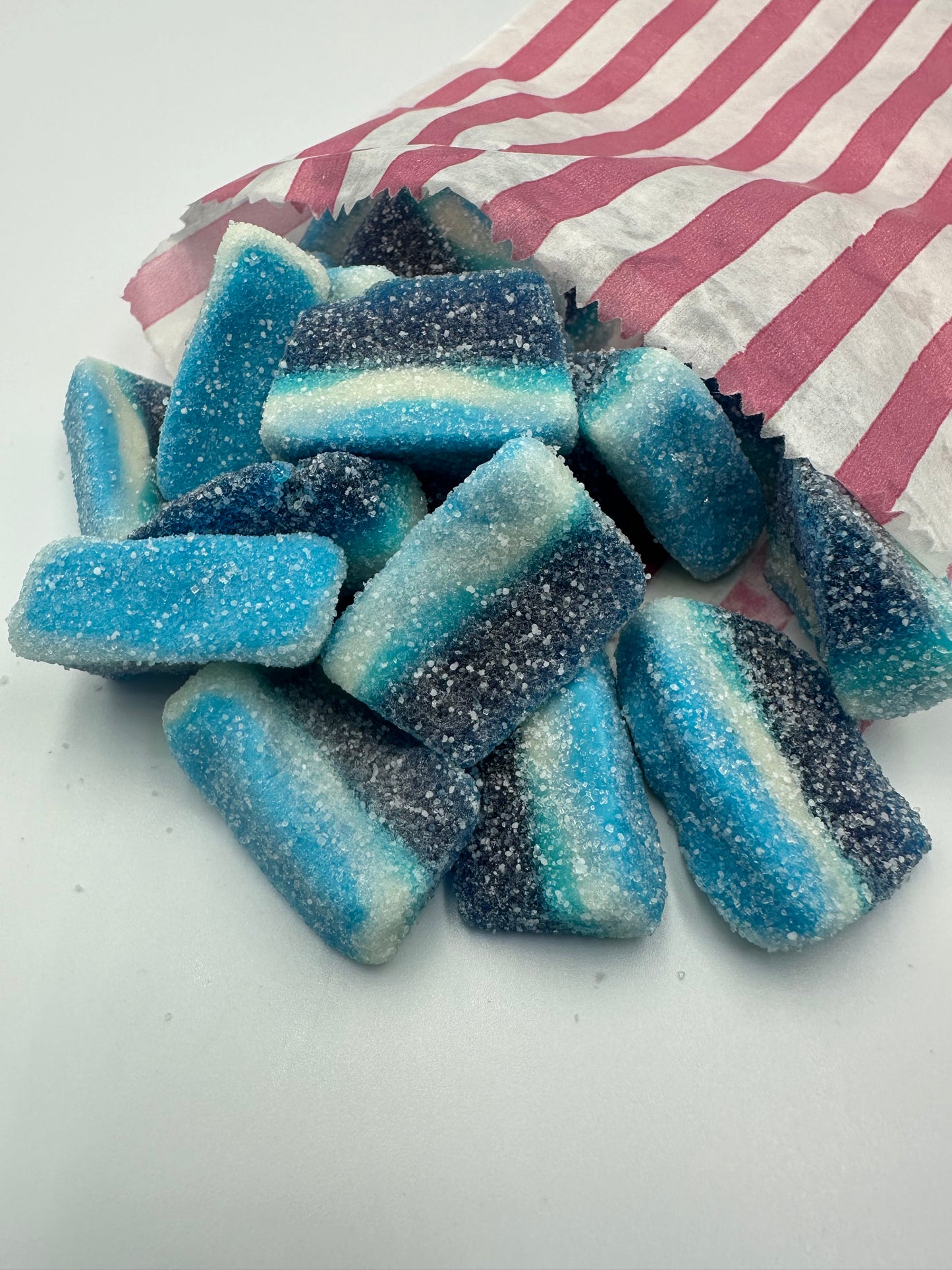 Sour Blue Raspberry Slices (100G Portion)