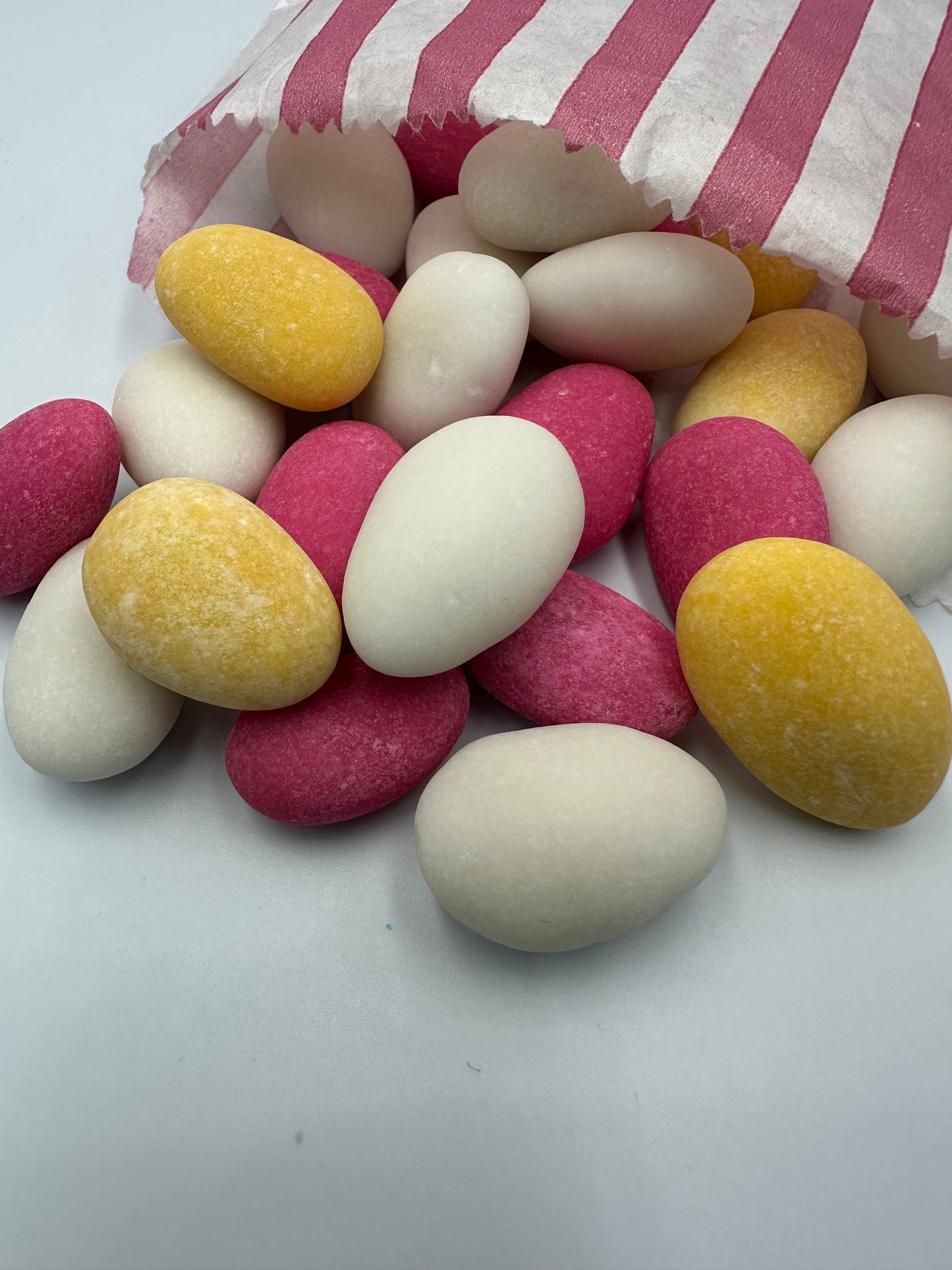 Sugared Almonds (100G Portion)